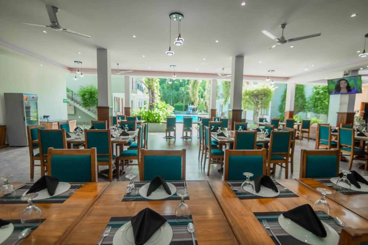 Royal Reach Udawalawe Otel Dış mekan fotoğraf