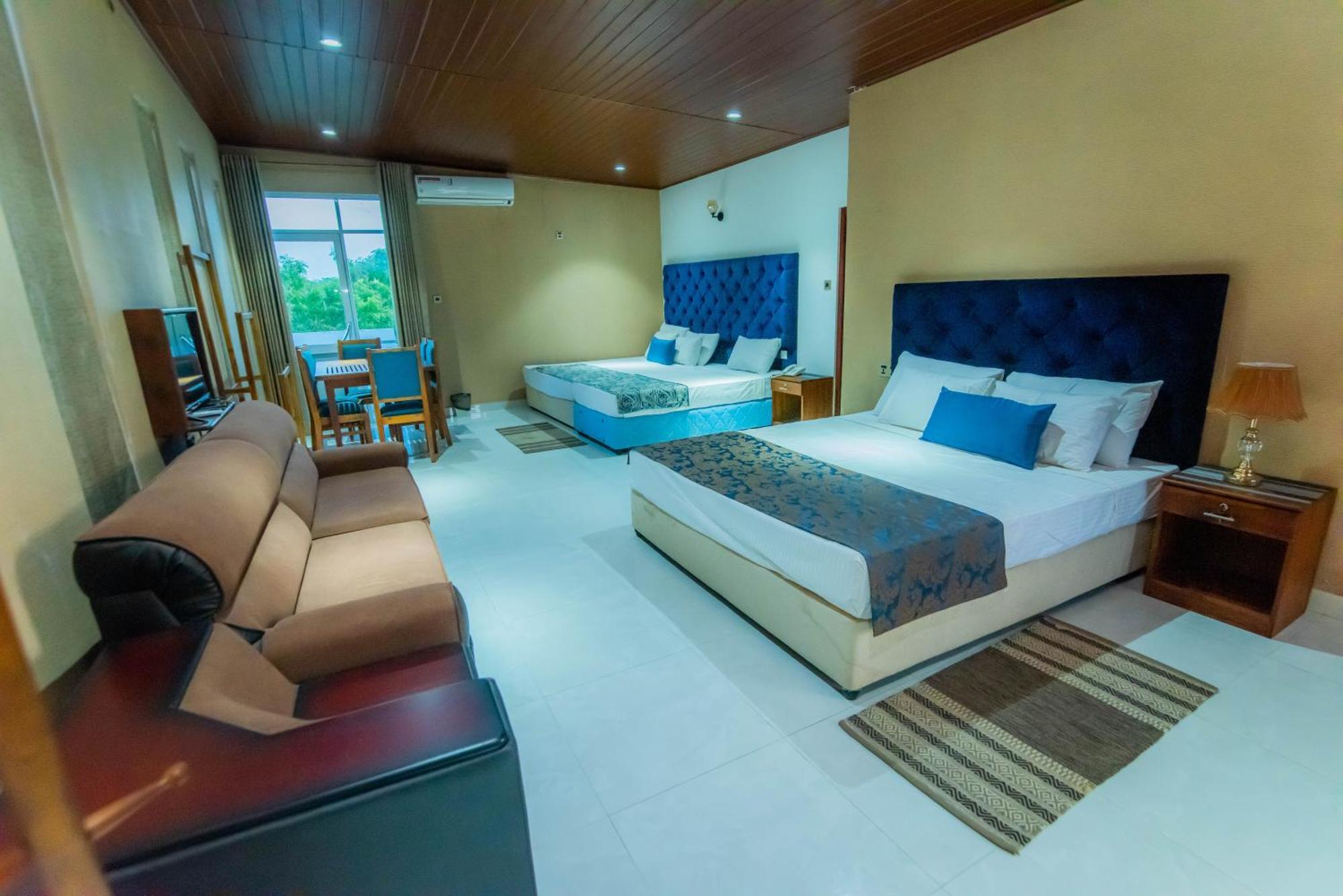 Royal Reach Udawalawe Otel Oda fotoğraf