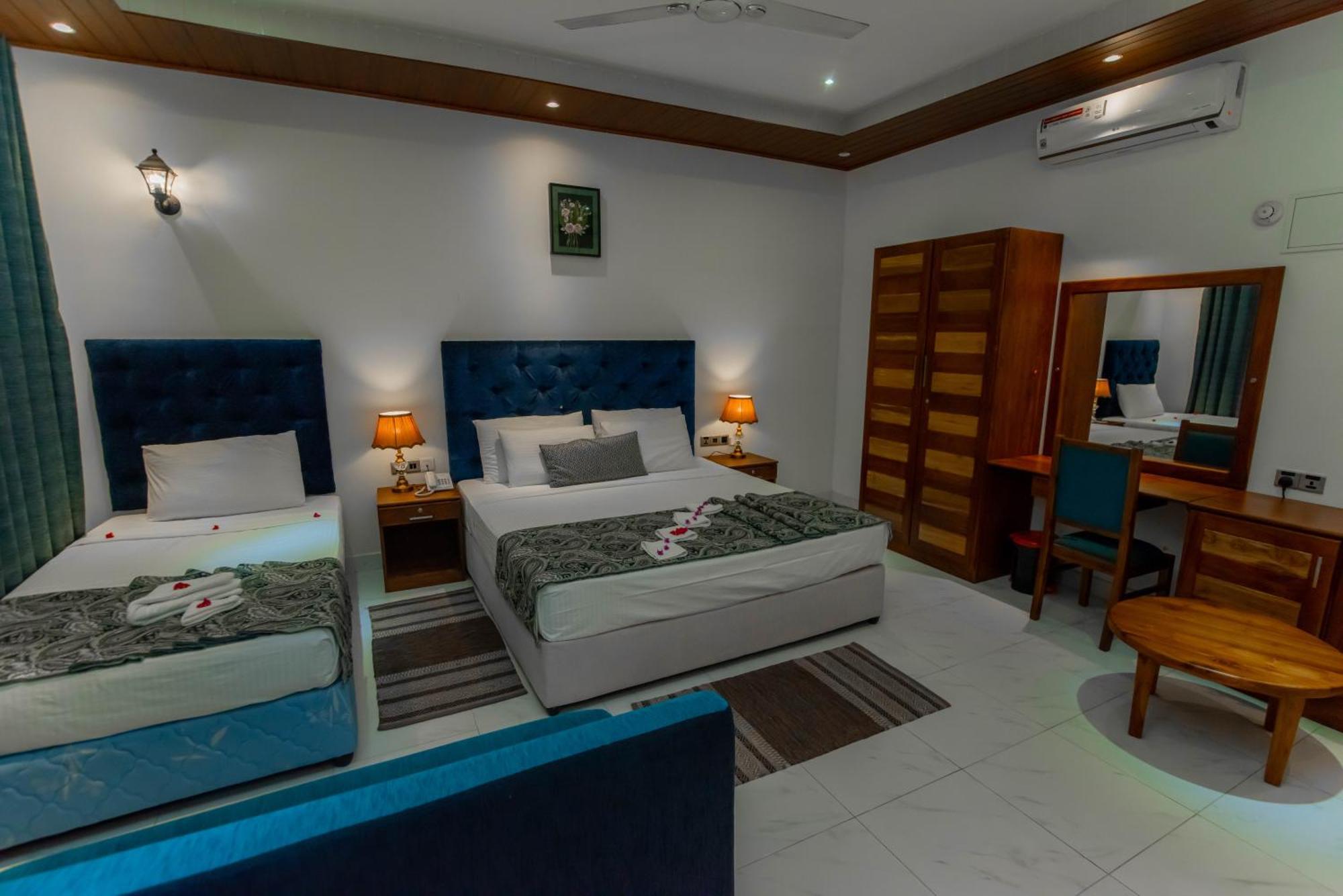 Royal Reach Udawalawe Otel Oda fotoğraf